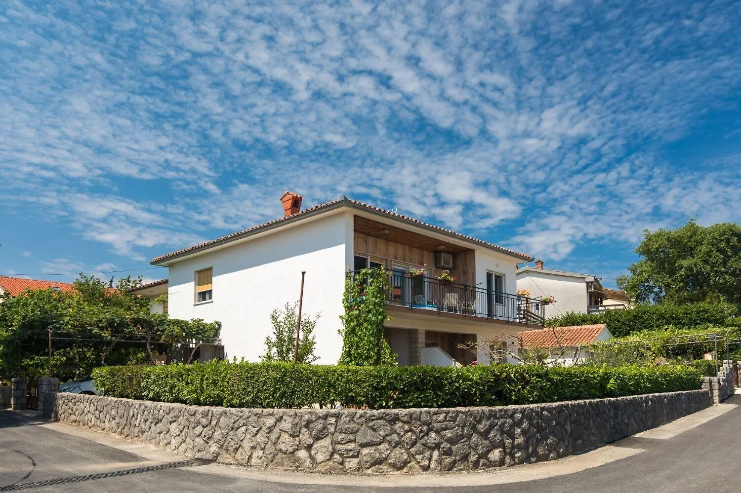 Apartments Kate - 100 M From Beach Malinska