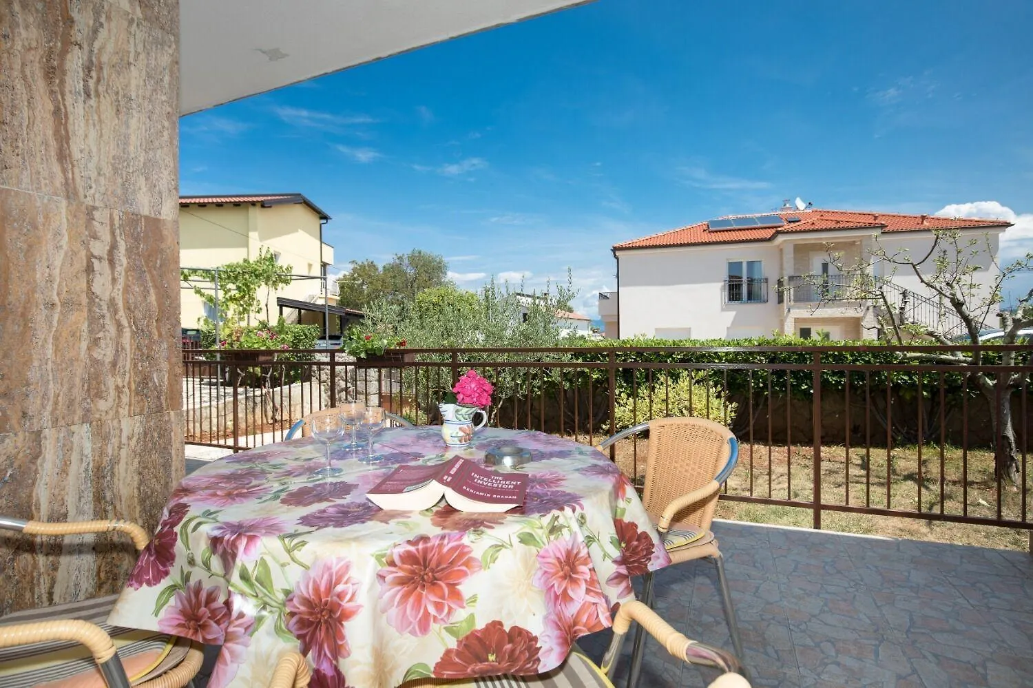 Apartments Kate - 100 M From Beach Malinska