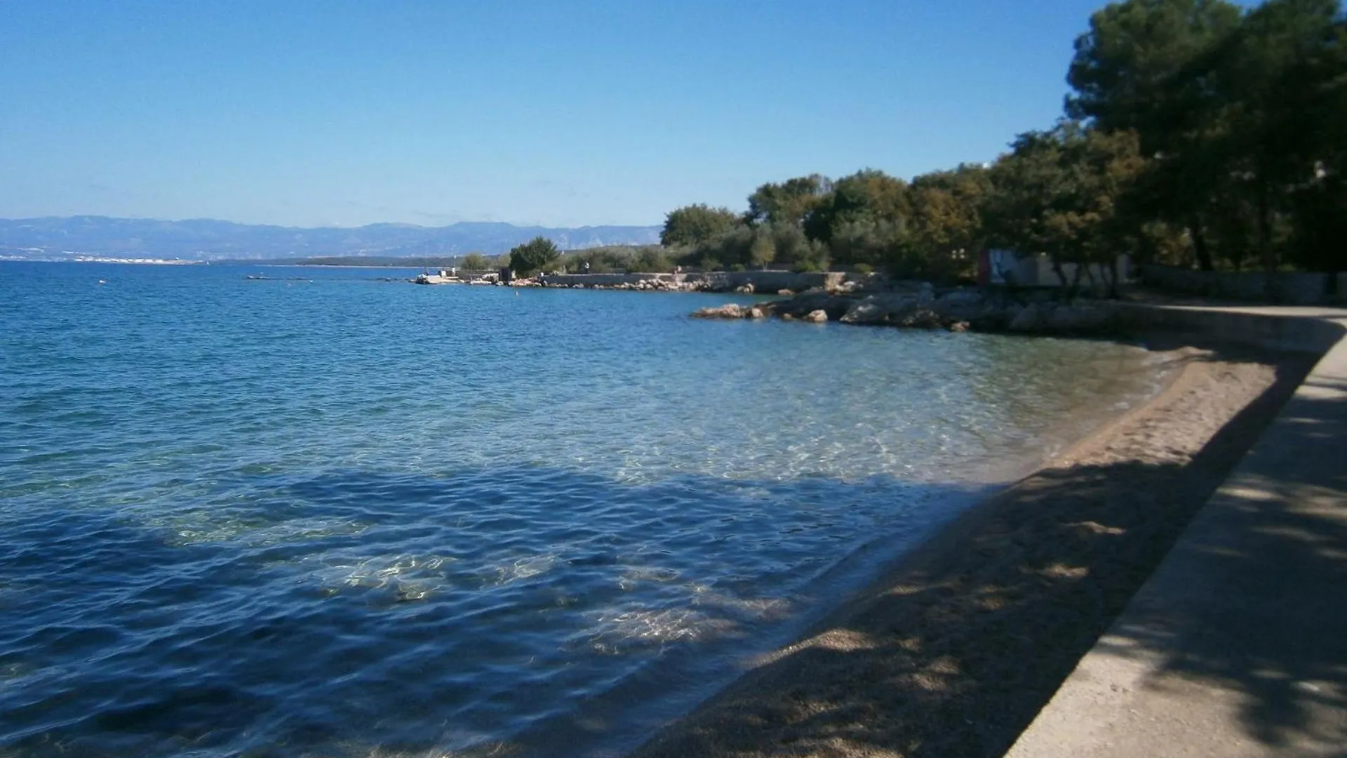 Apartments Kate - 100 M From Beach Malinska Croacia